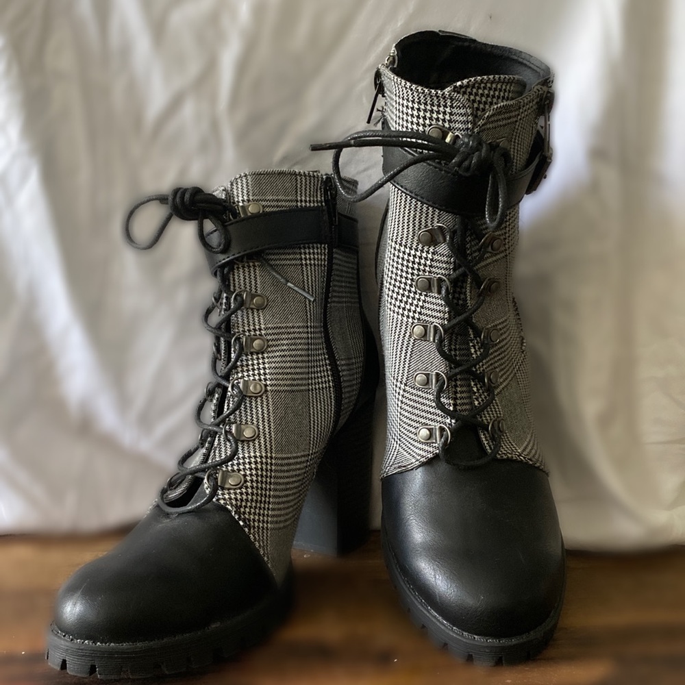 Black and plaid boots.